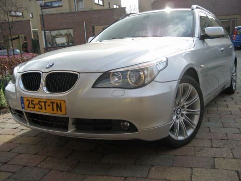 BMW 520d Touring High Executive (2006)