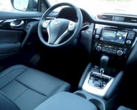 Nissan Qashqai 1.2 DIG-T Tekna (2015)