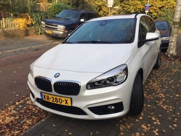 BMW 225xe iPerformance Active Tourer (2016)