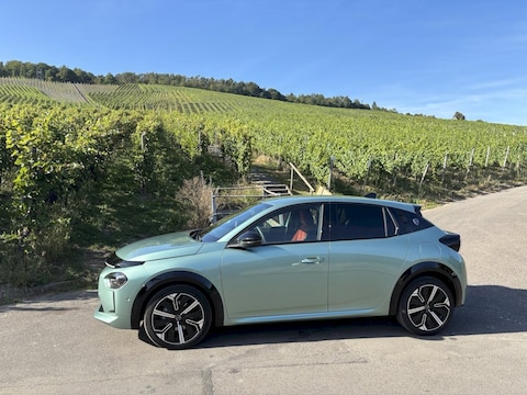 Lancia Ypsilon Electric LX