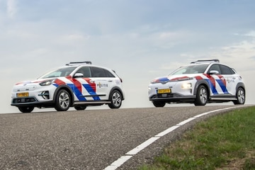 Aanbesteding gestart voor elektrische politieauto's