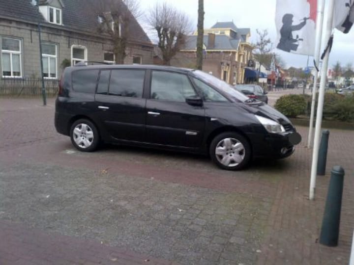 Renault Grand Espace 3.5 V6 24V Initiale (2010)