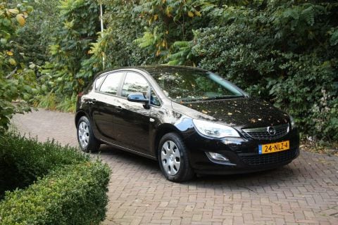 Opel Astra 1.4 Turbo 140pk Edition (2010)