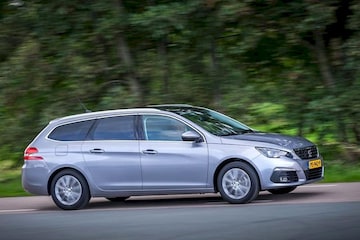 Peugeot 308 SW Blue Lease Executive 1.6 BlueHDi 120 (2017)