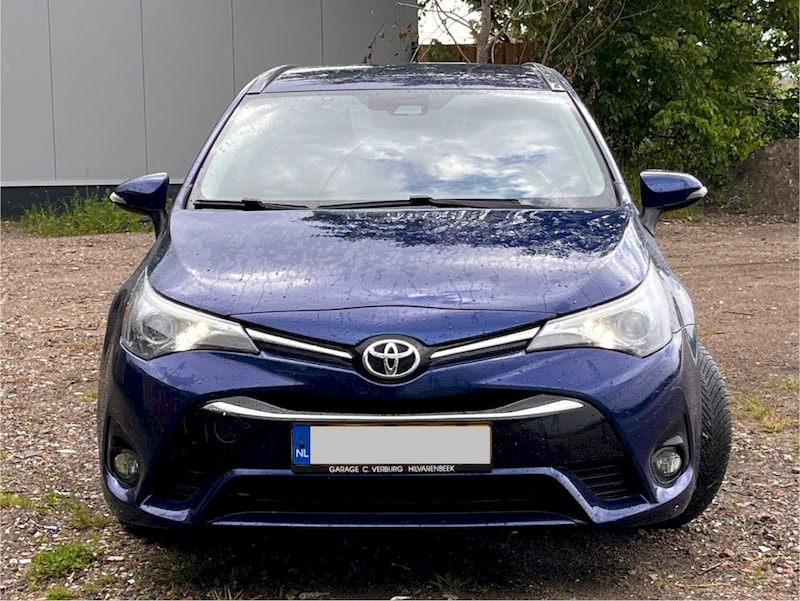 Toyota Avensis Touring Sports 1.8 VVT-i Aspiration (2017)