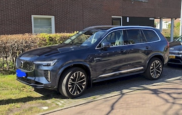 Volvo XC90 T8 Plug-in Hybrid AWD Ultra Executive Edition (2025)