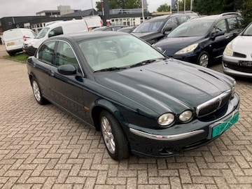 Jaguar X-Type 2.0 V6 Executive (2002)
