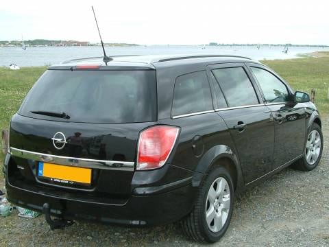 Opel Astra Stationwagon 1.9 CDTi 100pk Enjoy (2006)