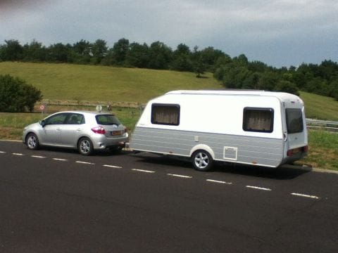 Toyota Auris 1.6 VVT-i Aspiration (2011)