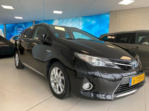 Toyota Auris Touring Sports 1.8 Hybrid Executive