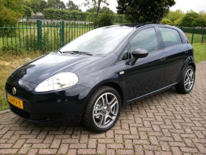 Fiat Grande Punto 1.3 Multijet 16v 85 Actual (2011)