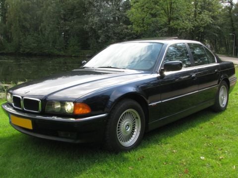 BMW 740i (1995)