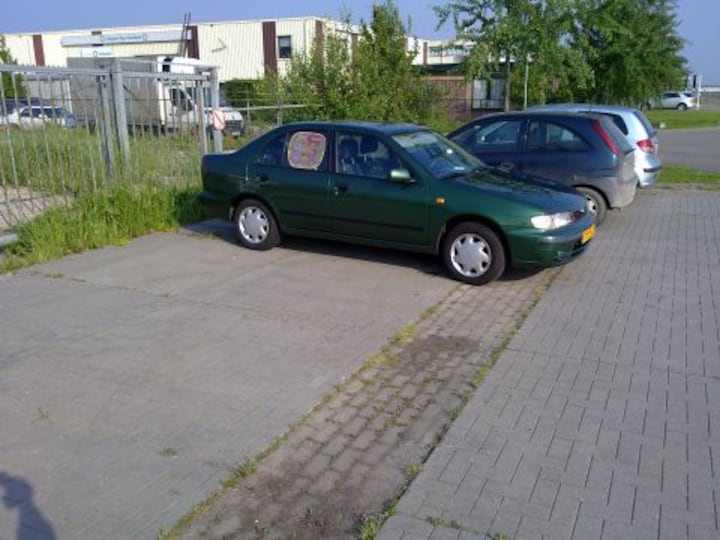 Nissan Almera 1.6 SLX