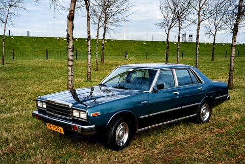Datsun Laurel 2400 De Luxe
