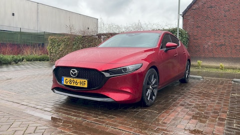 Mazda 3 SkyActiv-G 2.0 122 Luxury