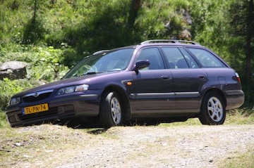 Mazda 626 Wagon 2.0i GLX (1998)