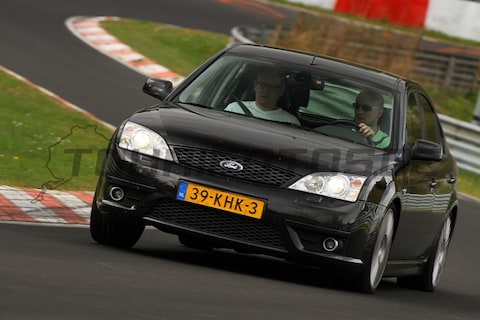 Ford Mondeo 3.0 V6 24V ST 220