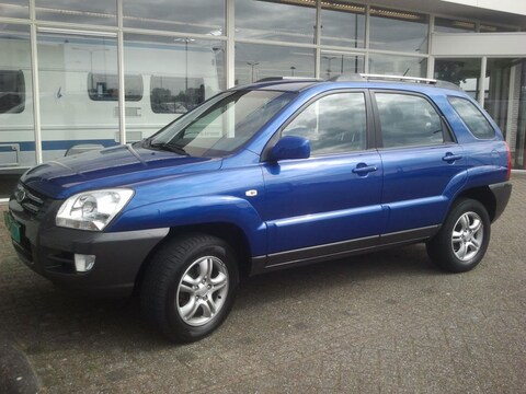 Kia Sportage 2.0 CVVT 2WD Executive (2006)