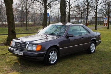 Mercedes-Benz 230 CE (1991)
