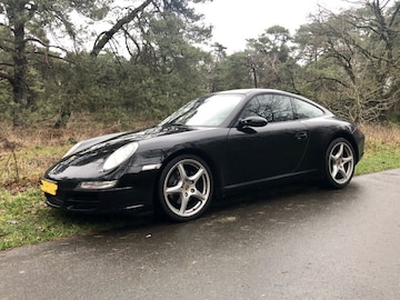 Porsche 911 Carrera Coupé (2004)
