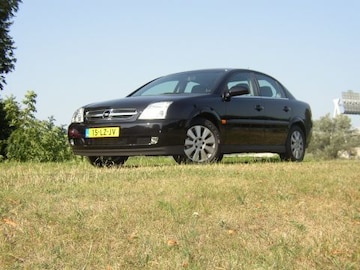Opel Vectra 1.8-16V Elegance (2003)