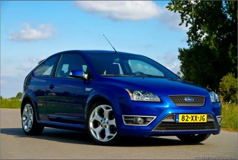 Ford Focus 2.5 20V Turbo ST (2007)