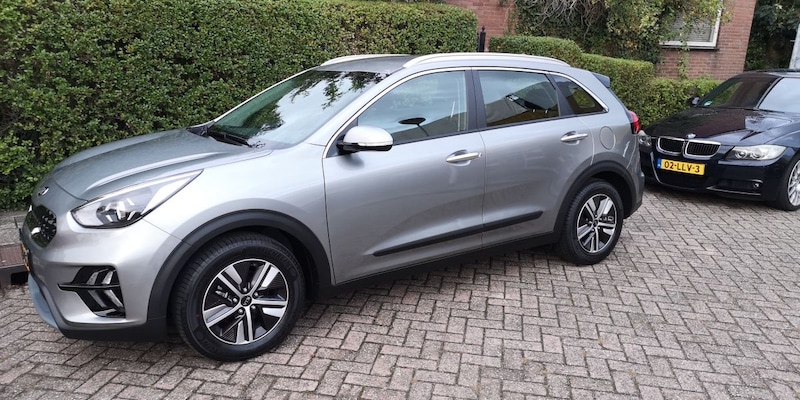 Kia Niro 1.6 GDi Hybrid DynamicLine (2019)
