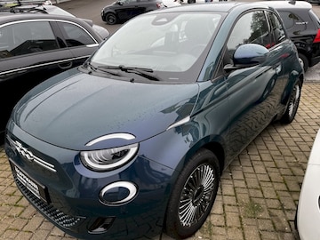 Fiat 500e 42kWh La Prima (2022)