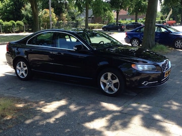 Volvo S80 2.5T (2006)