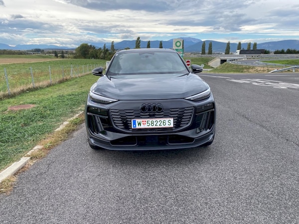 Audi Q6 e-tron quattro S edition (2026)