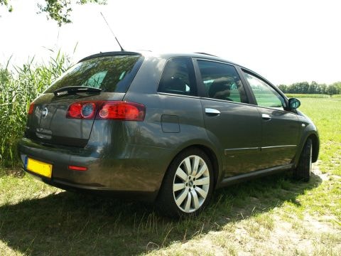 Fiat Croma 1.9 Multijet 16v 150 Emotion (2006)