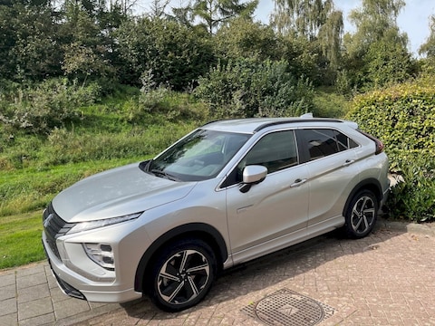 Mitsubishi Eclipse Cross (2022)