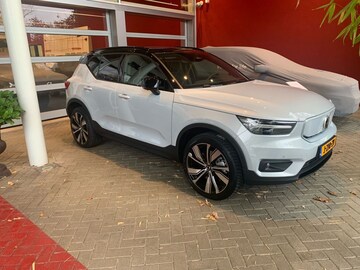 Volvo XC40 Recharge P8 AWD (2020)