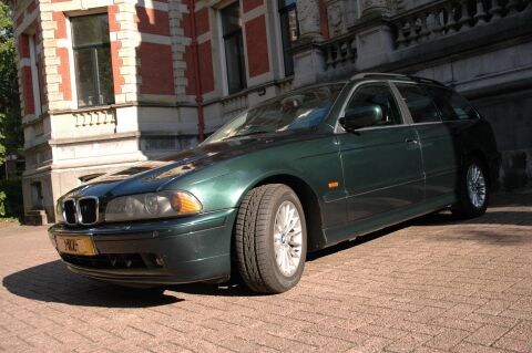 BMW 530d touring (2001)