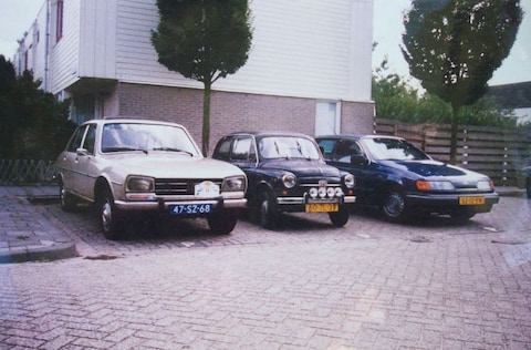 Peugeot 504 4-deurs sedan 1977-1982