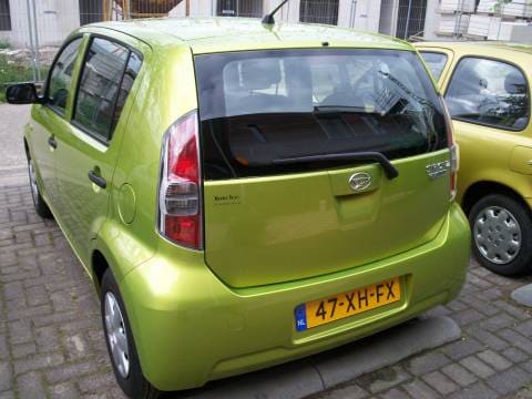 Daihatsu Sirion 2 1.0 12V DVVT Trend (2007)