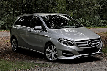 Mercedes-Benz B 180 Business Solution (2017)