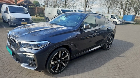 BMW X6 M50i