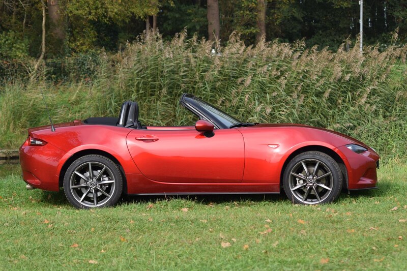 Mazda MX-5 SkyActiv-G 160 GT-M (2017)