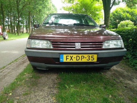 Peugeot 405 SR 1.8i