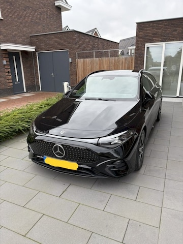 Mercedes-Benz CLA 250+ Electric Shooting Brake Business Solution AMG (2026)