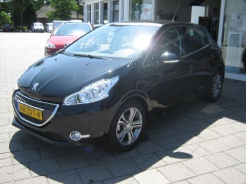 Peugeot 208 Allure 1.2 VTi