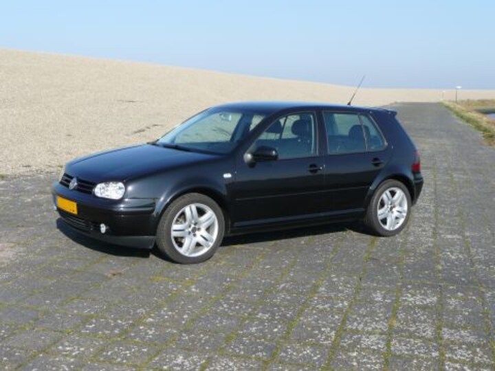 Volkswagen Golf 1.8 5V Turbo Highline (2001)