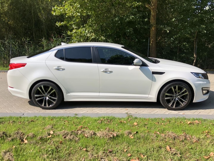Kia Optima 2.0 CVVT Hybrid Super Pack (2014)