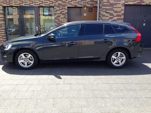 Volvo V60 D4 Kinetic