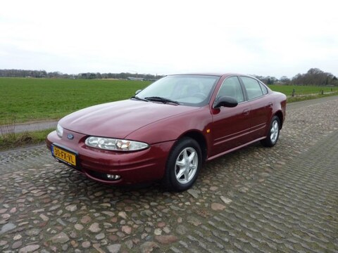 Chevrolet Alero 2.4 SA