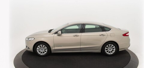Ford Mondeo HEV Titanium