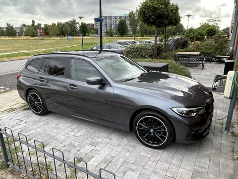 BMW 320e Touring Business Edition Plus