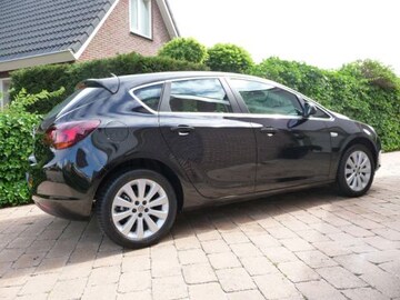 Opel Astra 1.3 CDTI ecoFLEX Cosmo (2010)
