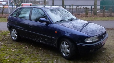 Opel Astra 1.4i Season